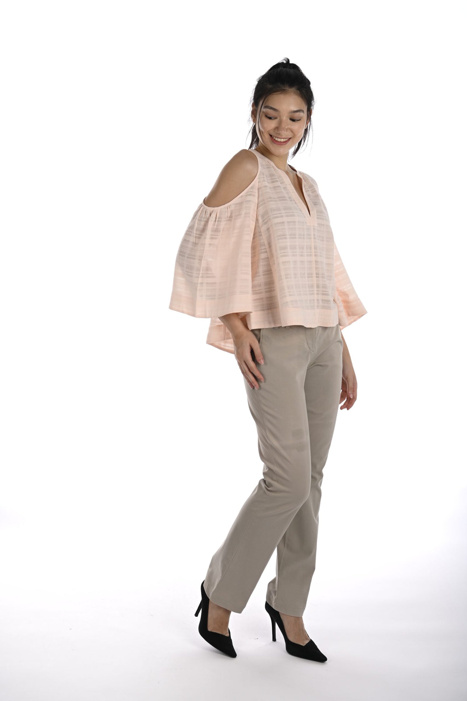 Cool-touch textured shoulder top