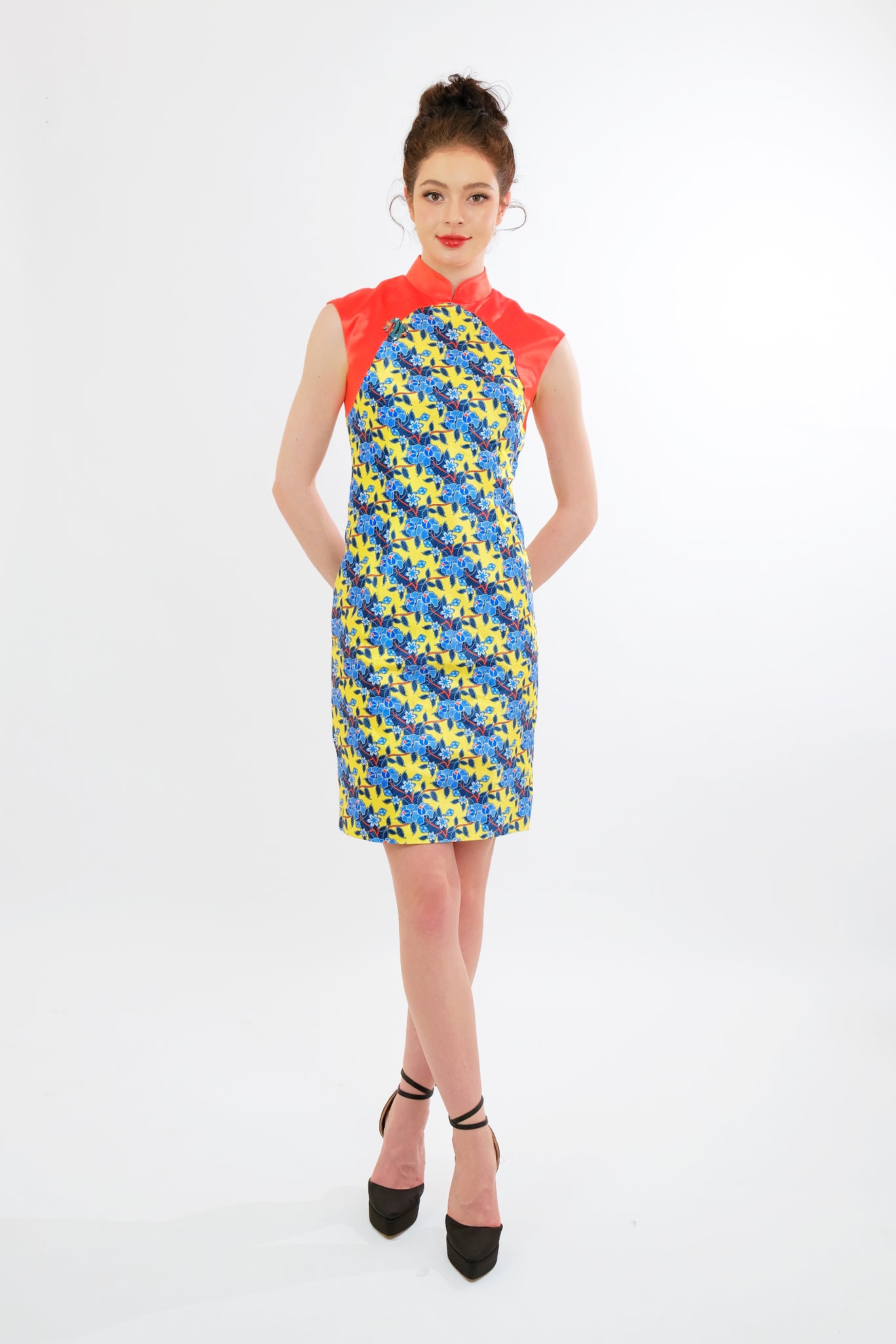 Color-blocked floral qipao dress